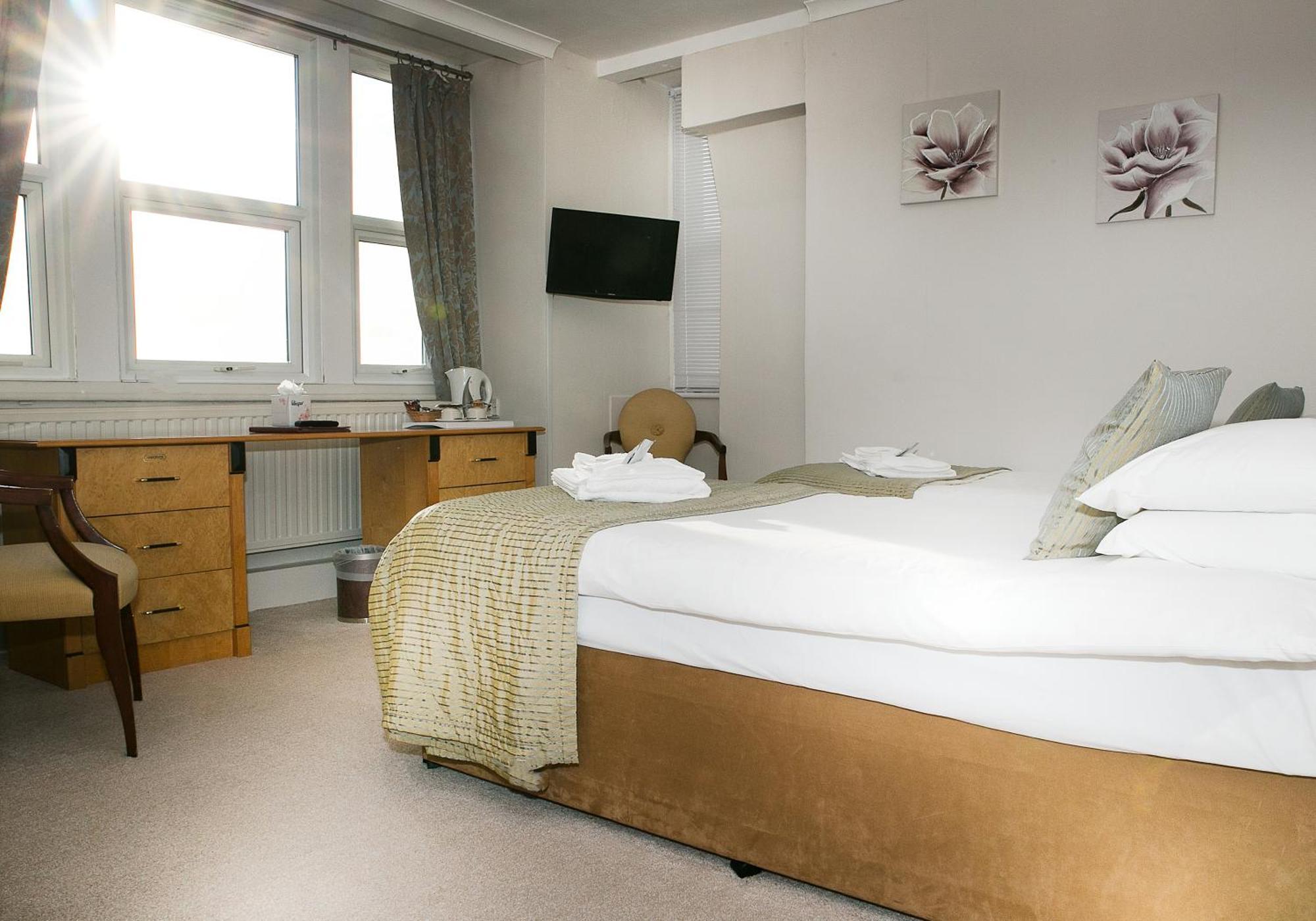 The Cumberland Hotel Eastbourne Zewnętrze zdjęcie