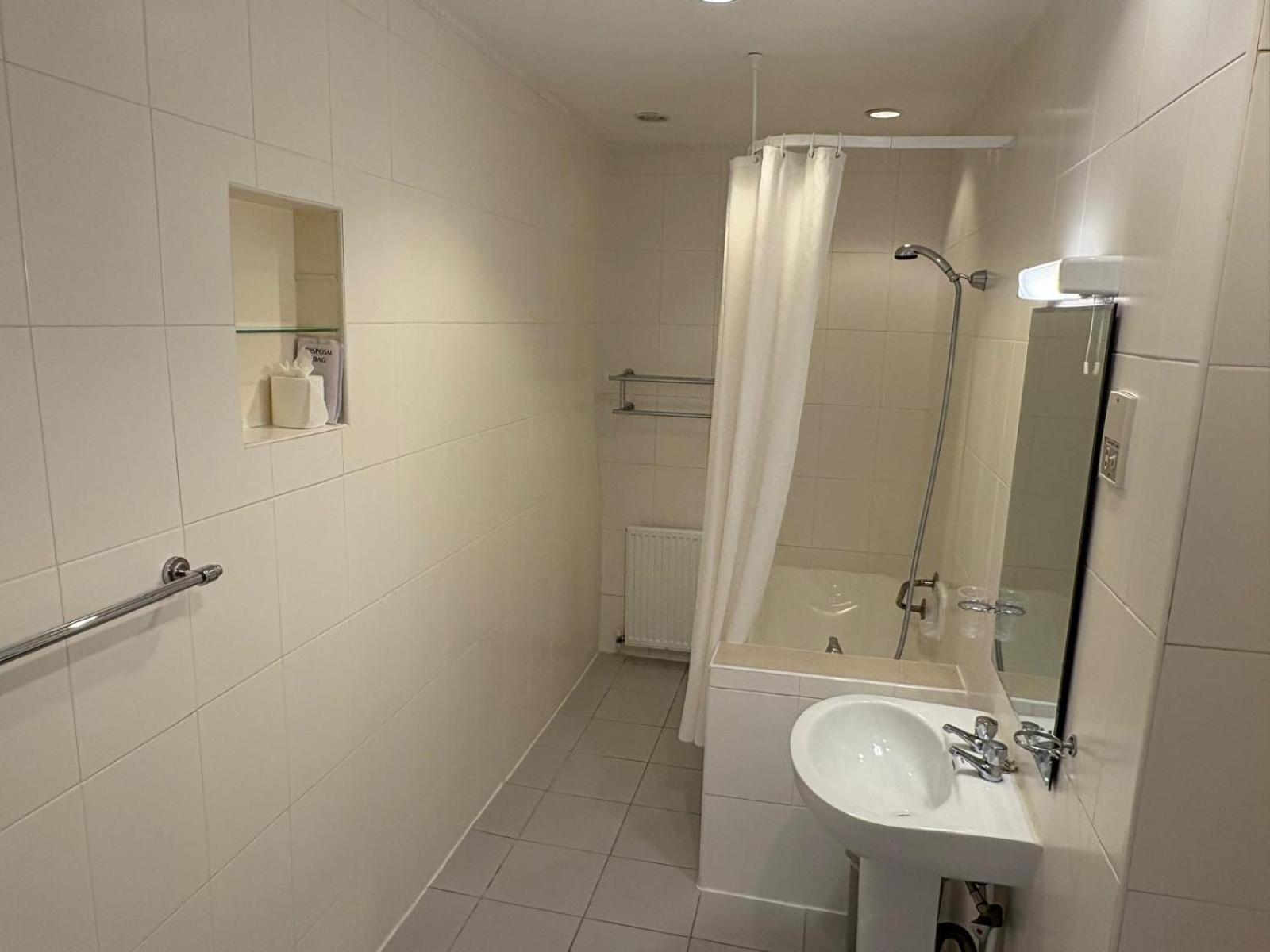 The Cumberland Hotel Eastbourne Zewnętrze zdjęcie